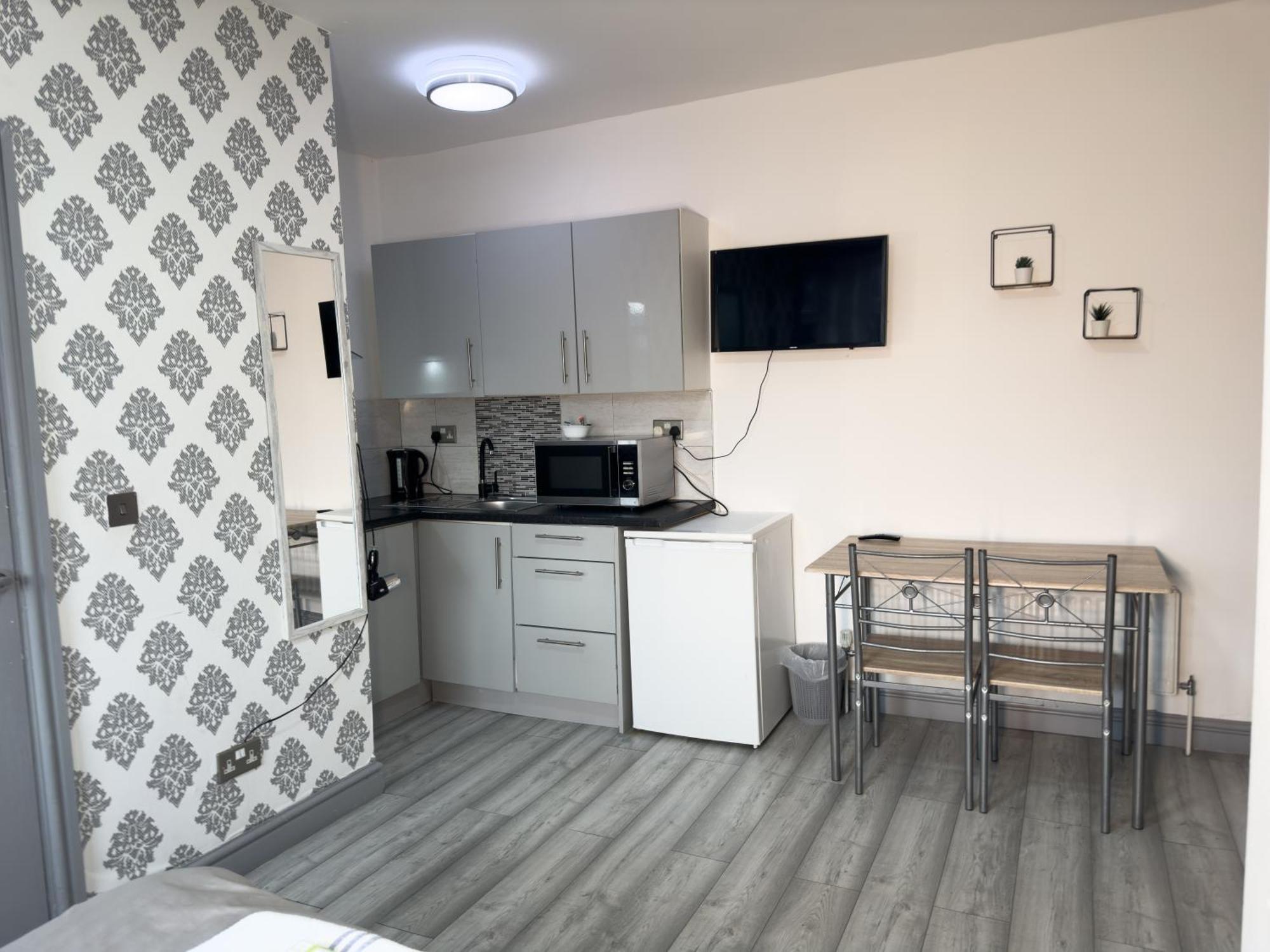 Hills View Apartments Манчестър Екстериор снимка